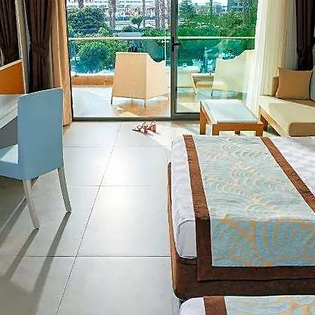Tui Magic Life Jacaranda ホテル 5*