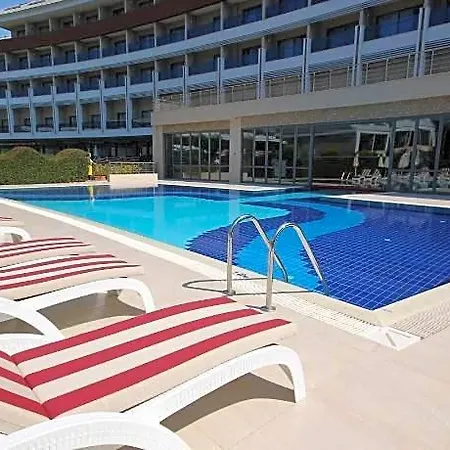 Tui Magic Life Jacaranda